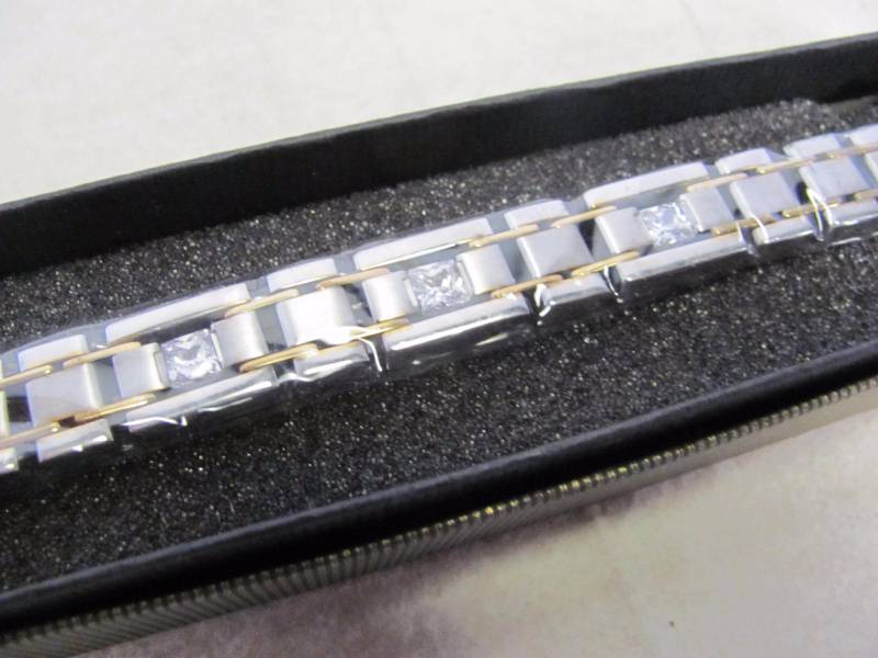 lot 171 image: Mens Block Style Crystal Stud Link Bracelet