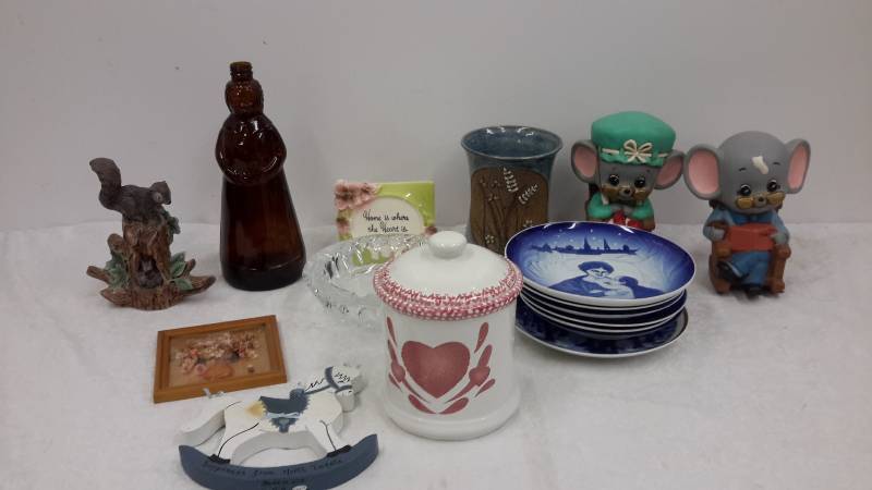 Plates and dcor