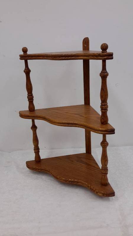 Corner shelves