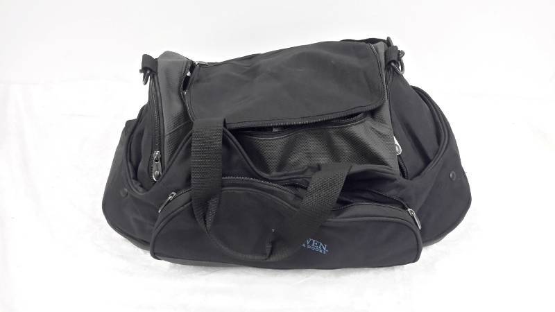 Duffle Bag with hangers