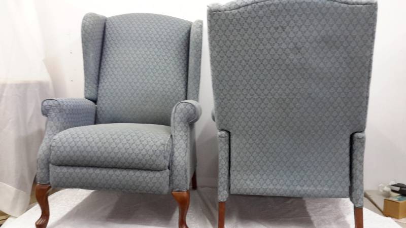 Pair of Recliners
