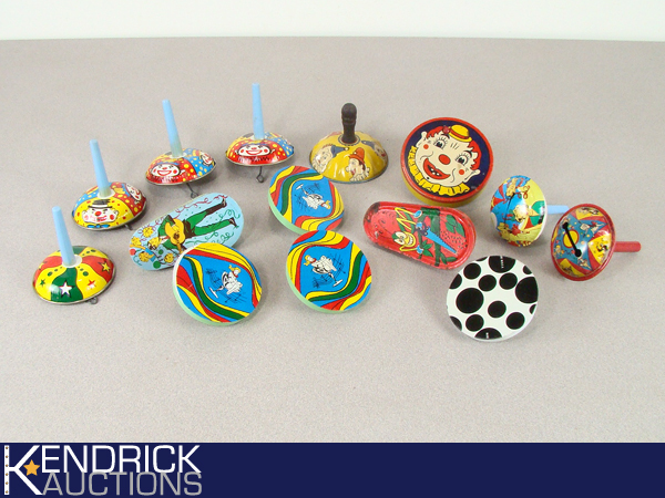 lot 20 image: 14 Vintage Tin Noise Maker Toys