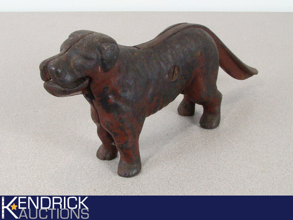 lot 24 image: Antique Cast Iron Dog Nutcracker