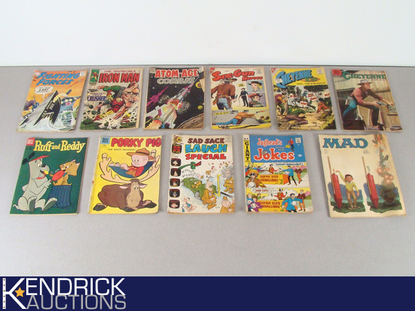 lot 47 image: 11 Vintage 1950-60s Comic Books