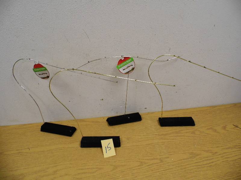 4 Ornament Holders