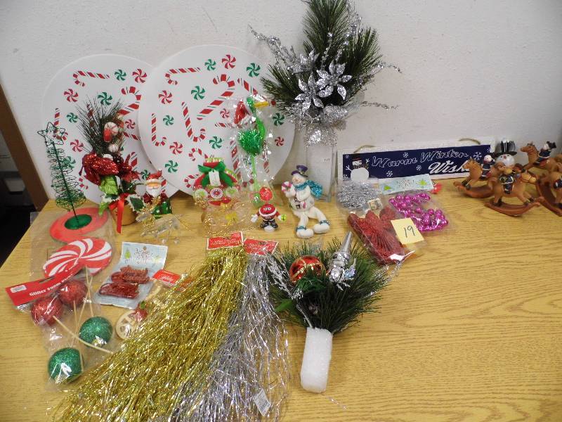 Ornaments, Sign and more Dcor