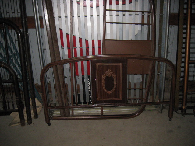lot 12 image: Antique Bed Frame 54 Wide