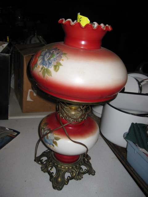lot 49 image: Glass Lamp