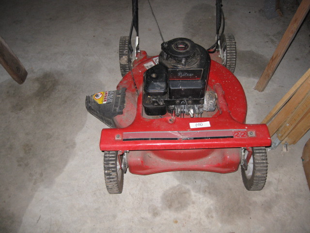 lot 100 image: 22 Self Propelled 3.5 Horse Working Lawn Mower
