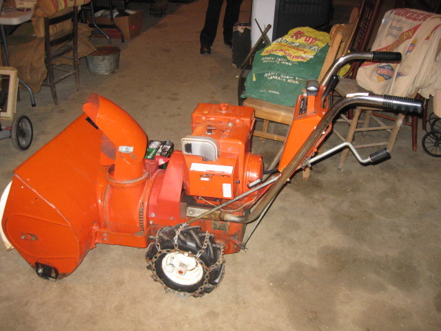 lot 130 image: Yard Man 8 HP Snowbird Snowblower