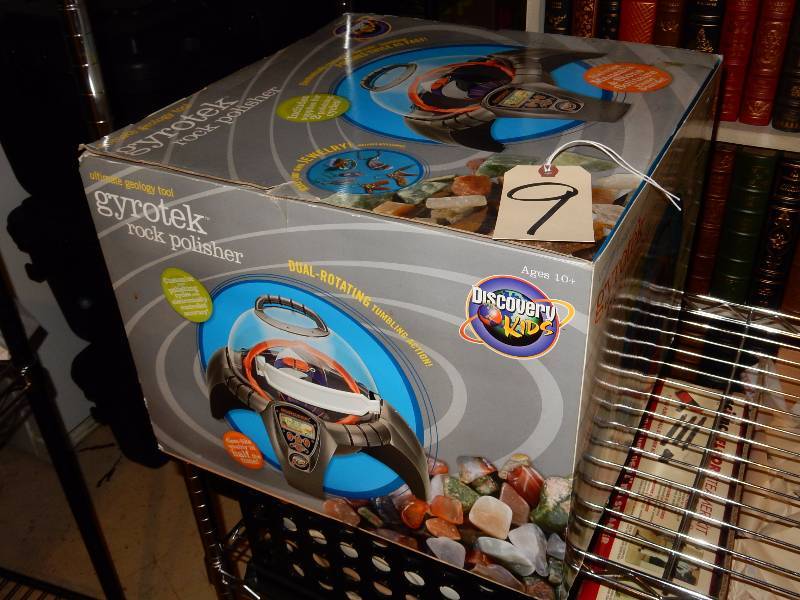 lot 9 image: Gyrotek, Rock Polisher.. New