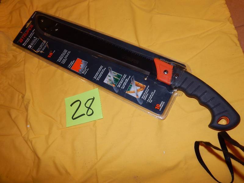 lot 28 image: TRUPER, machete.. 18 in.