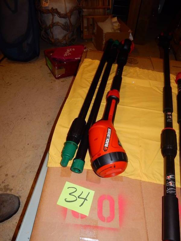 lot 34 image: Black and Decker cordless Trimmer. No battery or charger