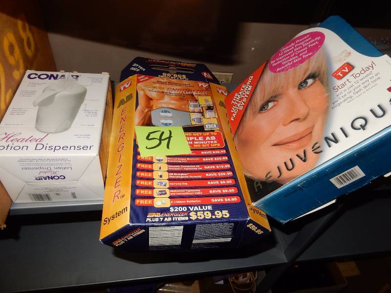 lot 54 image: Self Body Help items..