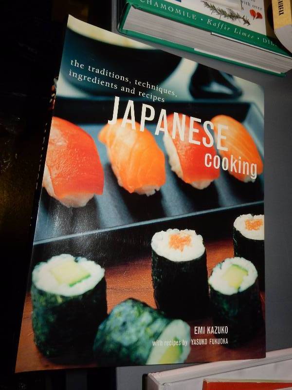 lot 65 image: Beautiful Cook Books as pictured.