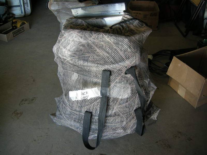 Goose & Duck Decoys & bag