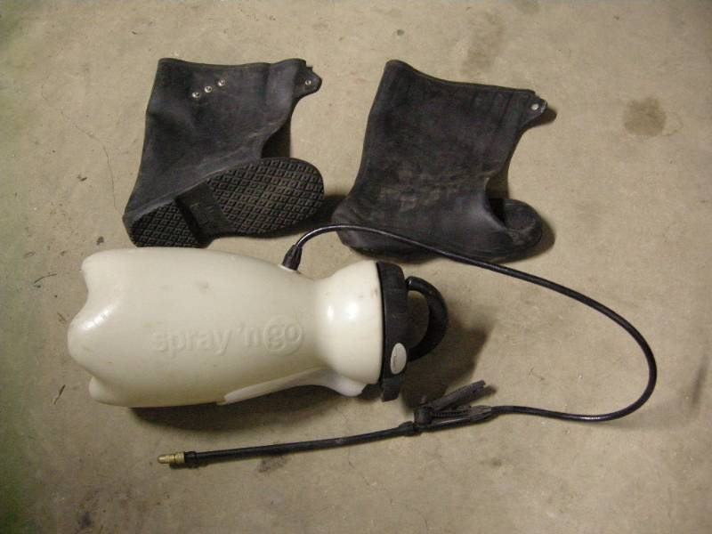 Sprayer & Rubber Boots