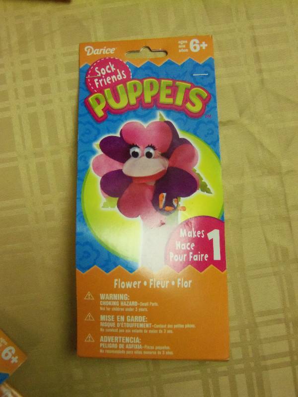 Flower Puppet Kit