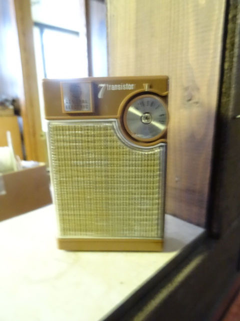 lot 113 image: General Electric Transistor