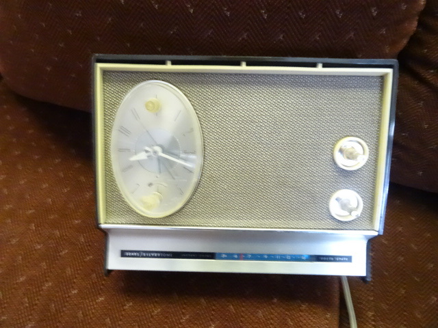 lot 142 image: Sears Silvertone