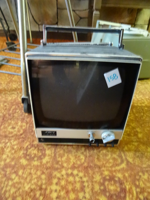 lot 158 image: Sony Transistor