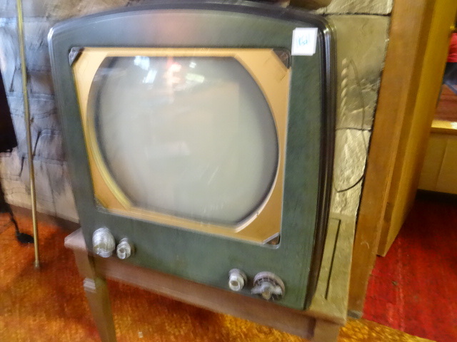 lot 161 image: Philco