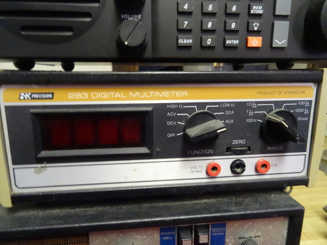 lot 225 image: Multimeter