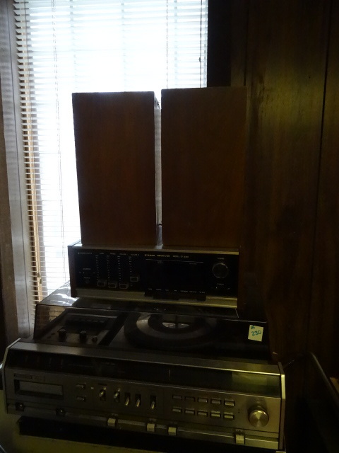 lot 230 image: Soundesign Classic