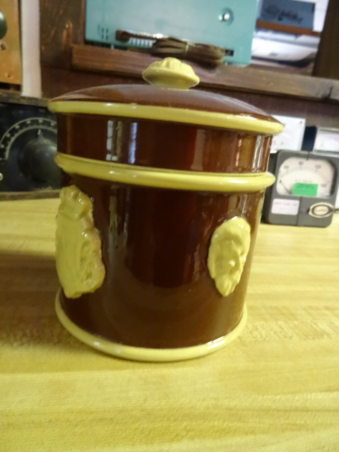 lot 239 image: Ceramic Jar with Lid