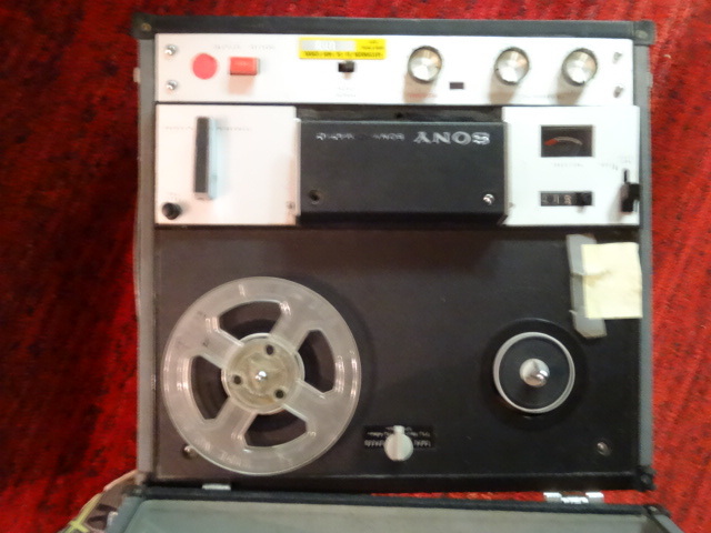 lot 304 image: Sony