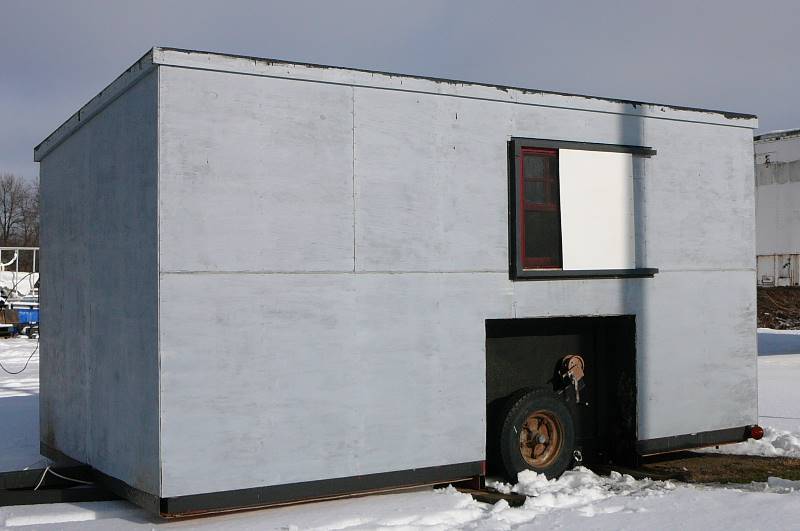 lot 1 image: Fish House-Hunting Shack -Warming House