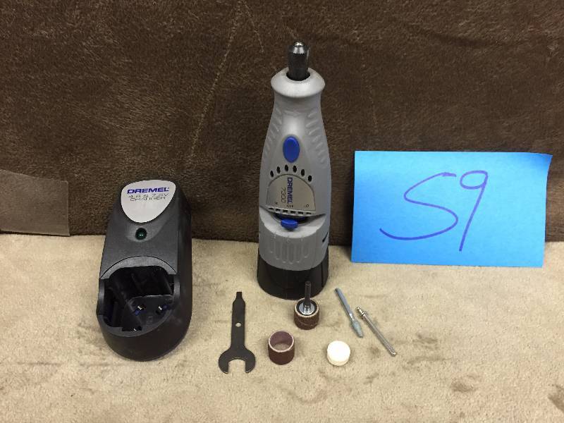 Dremel Tool New missing 1 attachment