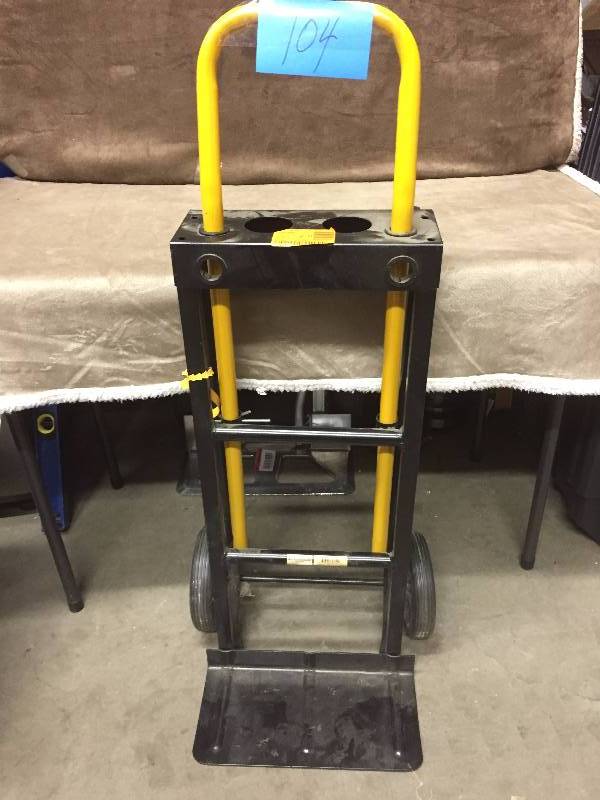 Milwaukee 300500 lb. Capacity Convertible Hand Truck