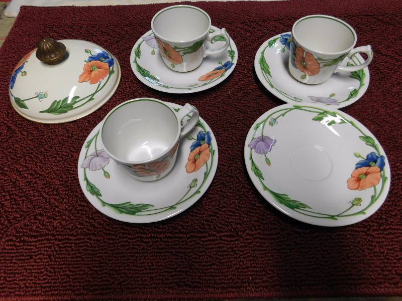 lot 48 image: Villeroy & Boch Amapola china