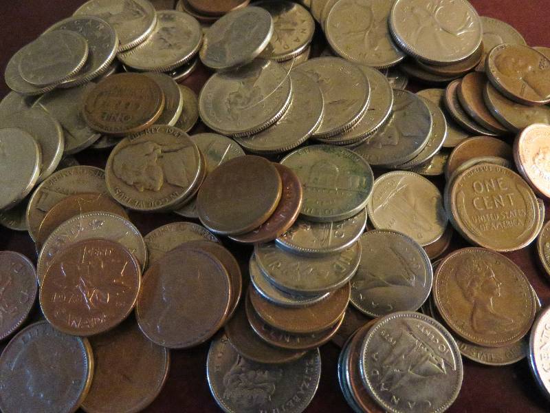 Lot of Pennies, Quarters, Nickels and Dimes