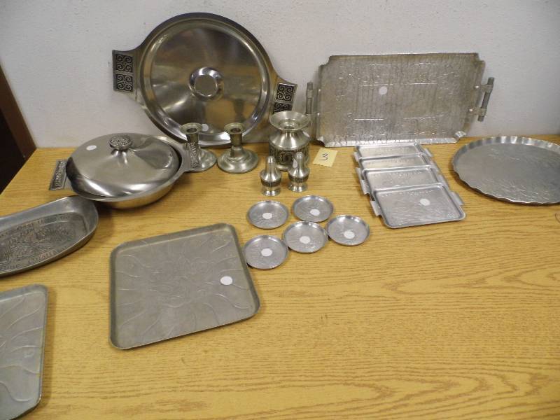 Stainless & Aluminum Dishes