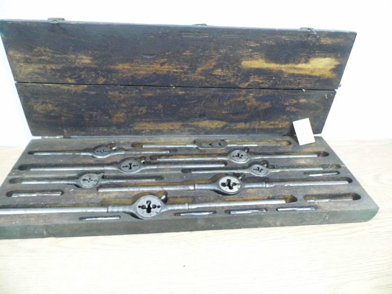 Tap & Die Set