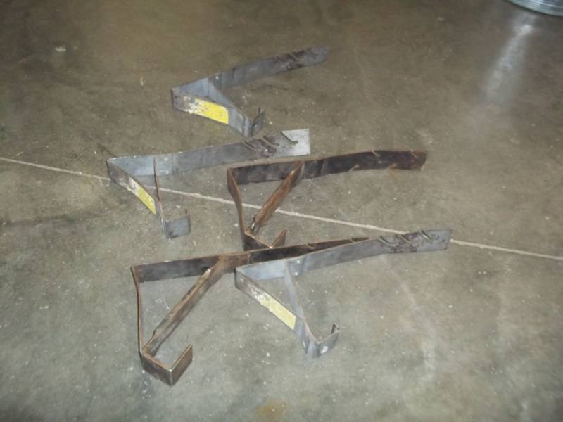 5 Roof Jacks