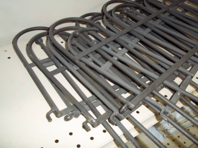 Garden edging gates