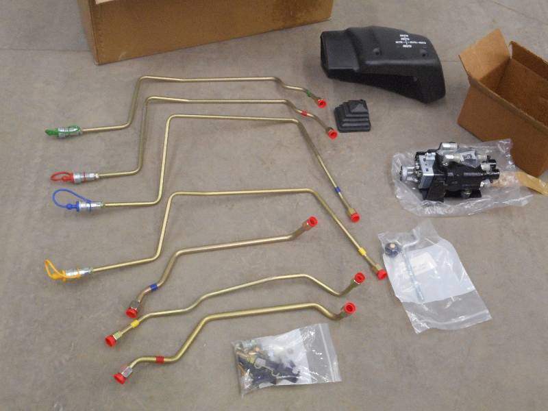 lot 2 image: Unused TractorLoader Control Set ...