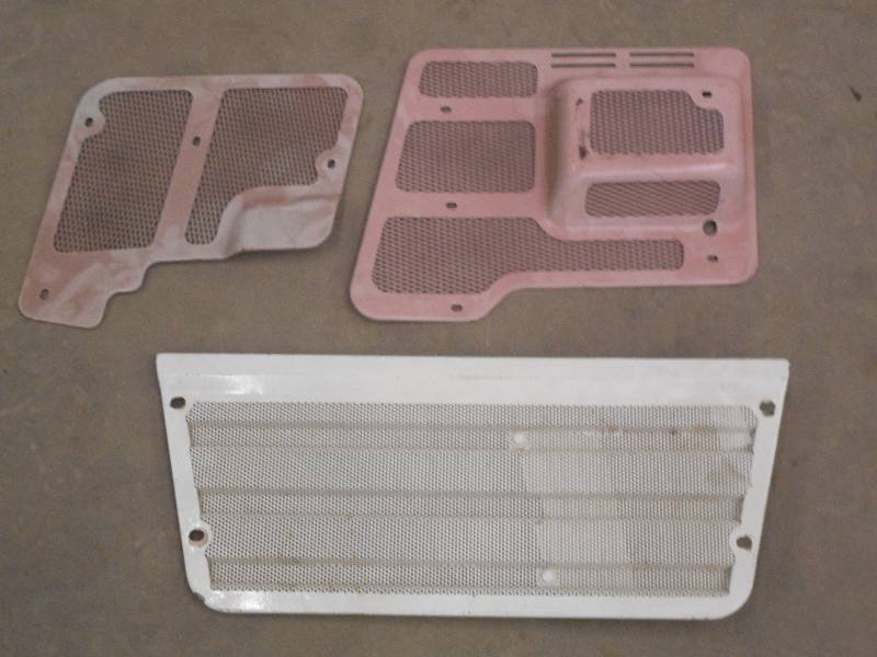 lot 17 image: (3) Tractor Engine Screens, Unknown...