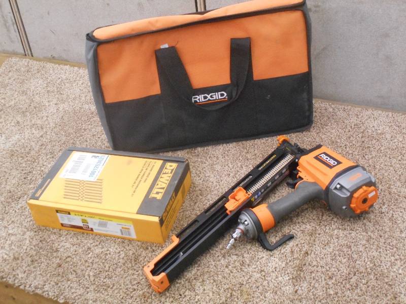 Like New Ridgid Pneumatic 21-Degree...