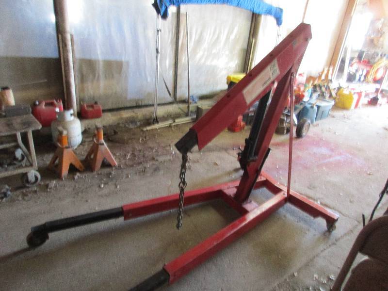 lot 12 image: Cherry Picker