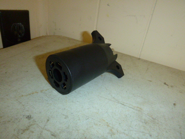 7 Pin to 4 Pin Conversion Plug