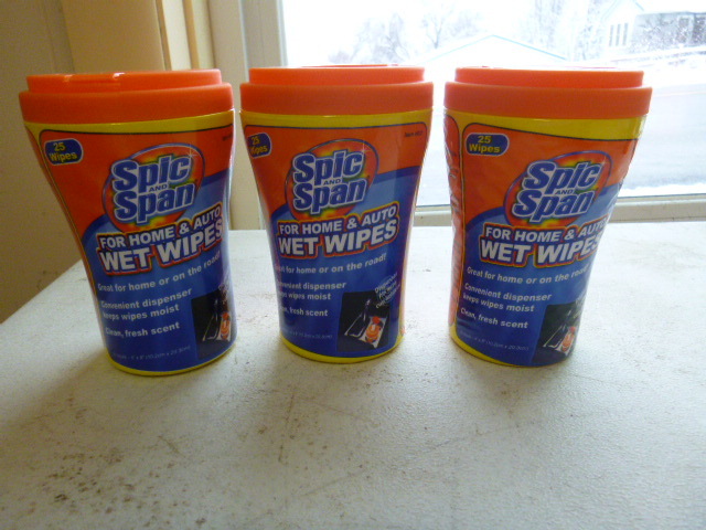 3 Containers of Spic and Span Wet Wipes