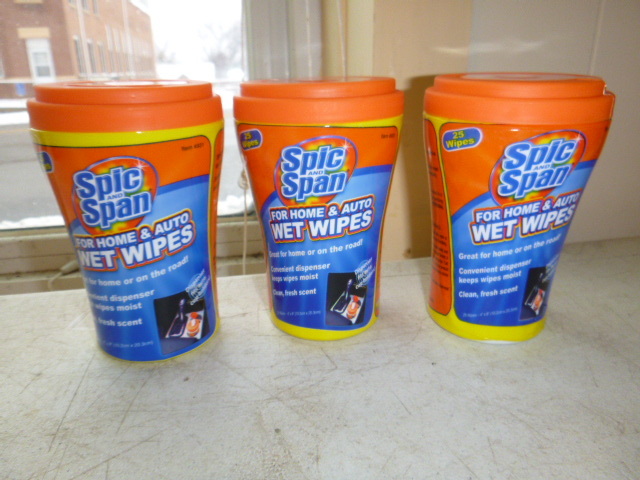 3 Containers of Spic and Span Wet Wipes