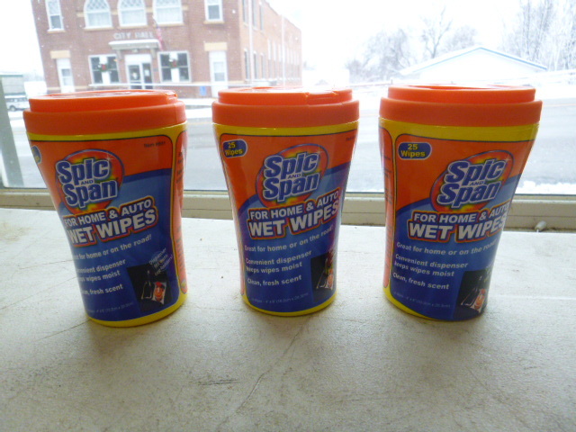 3 Containers of Spic and Span Wet Wipes