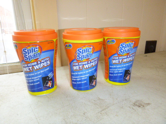 3 Containers of Spic and Span Wet Wipes