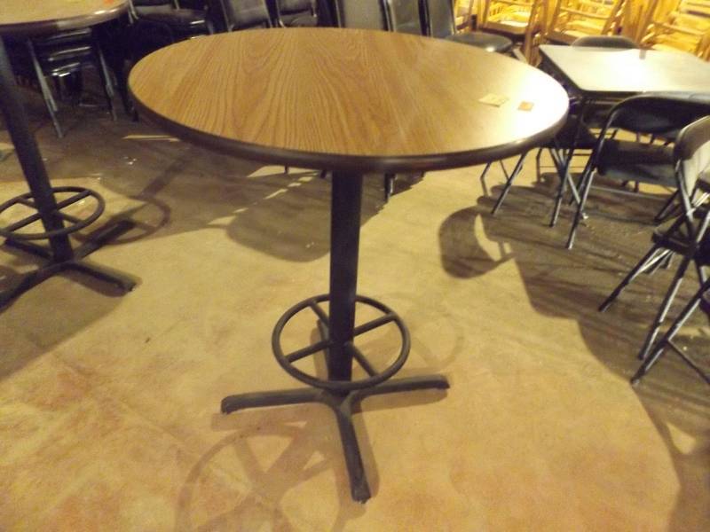 Pub table 36 round