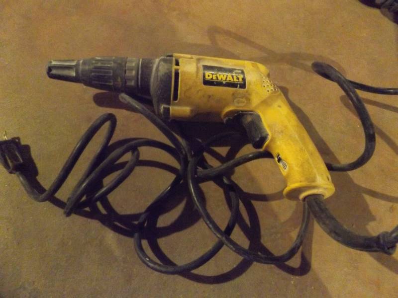 DeWalt Electric Screw Driver